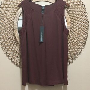 NWT! Black Label By Chicos Lace Drape Layer Tank Size 1 Burgundy